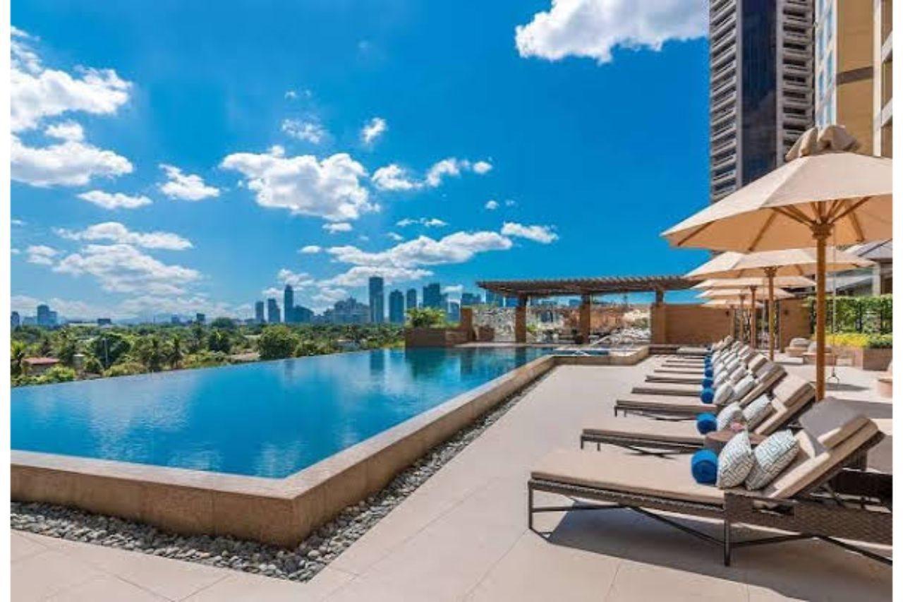 Discovery Primea Aparthotel Makati City