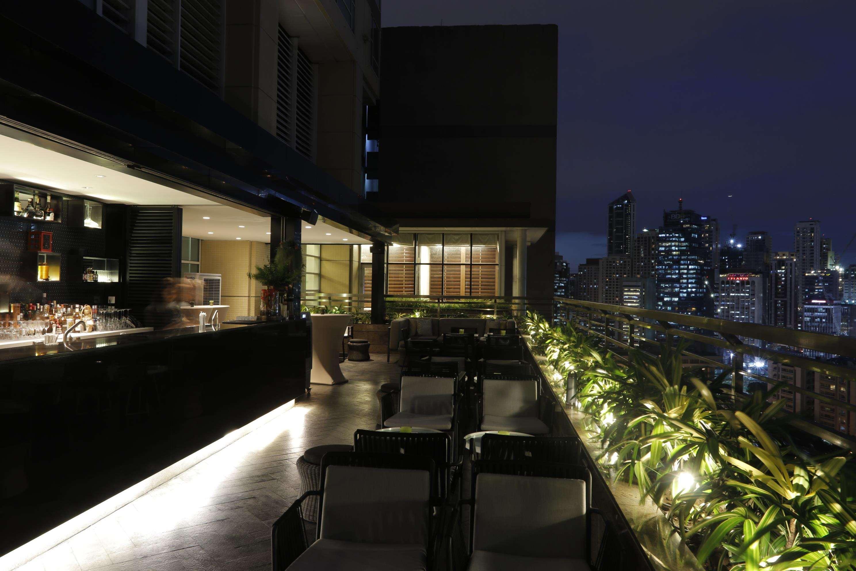 Aparthotel Discovery Primea Makati City