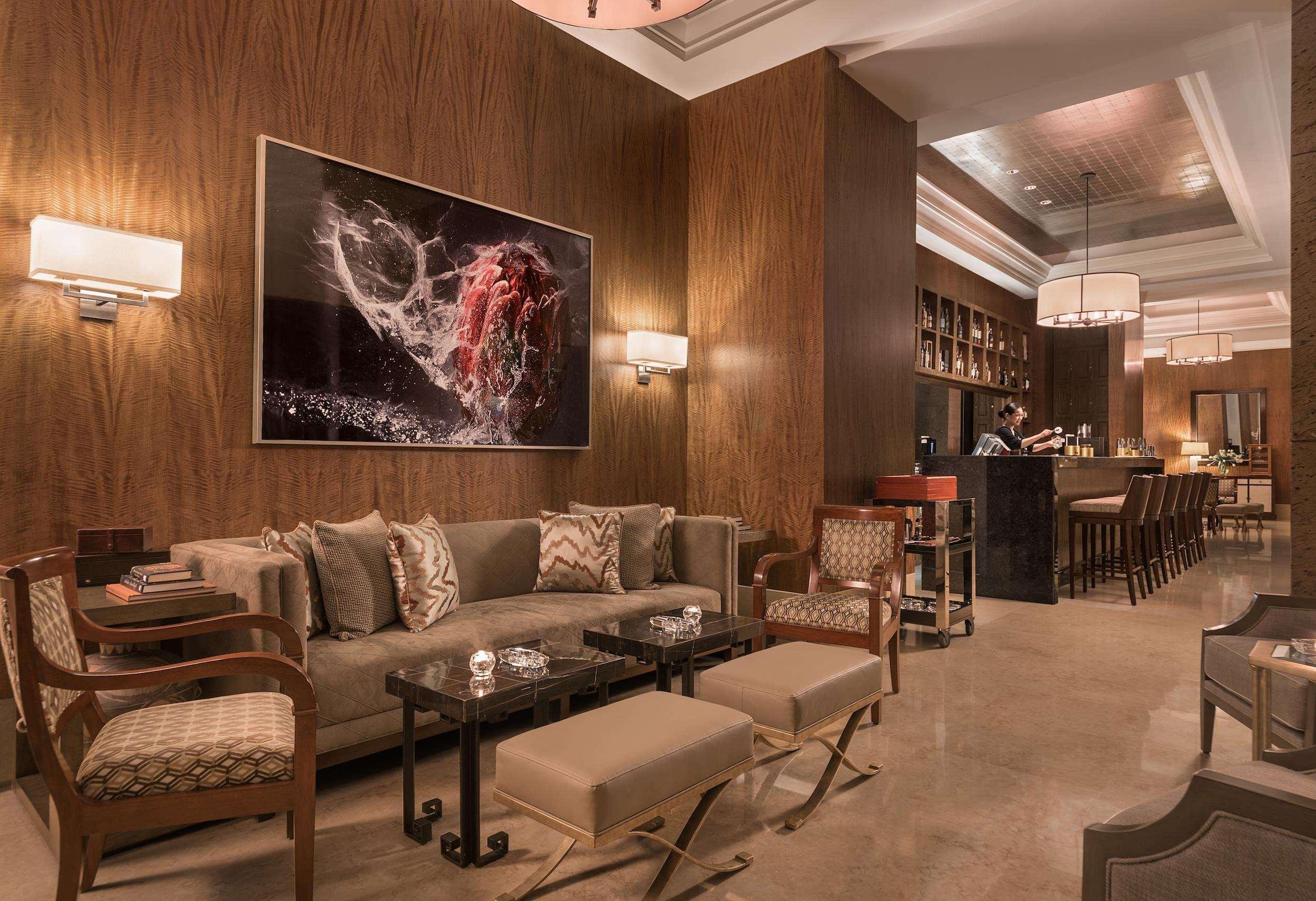 Discovery Primea 5* Makati City
